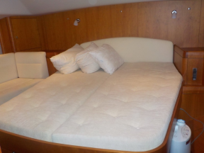 boat.image