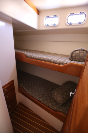 boat.image