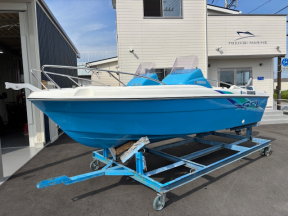 新艇中古艇販売
