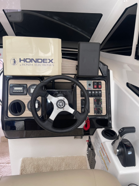 boat.image