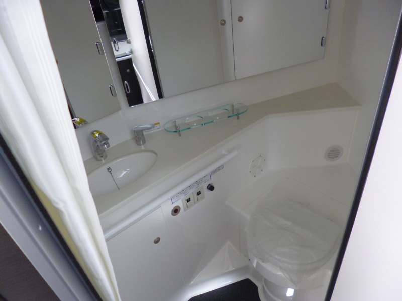 新艇中古艇販売