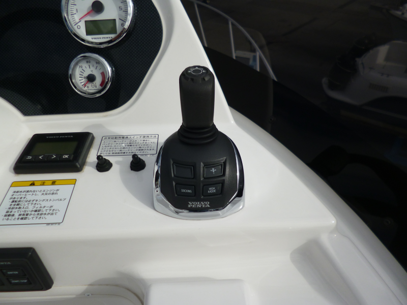 新艇中古艇販売