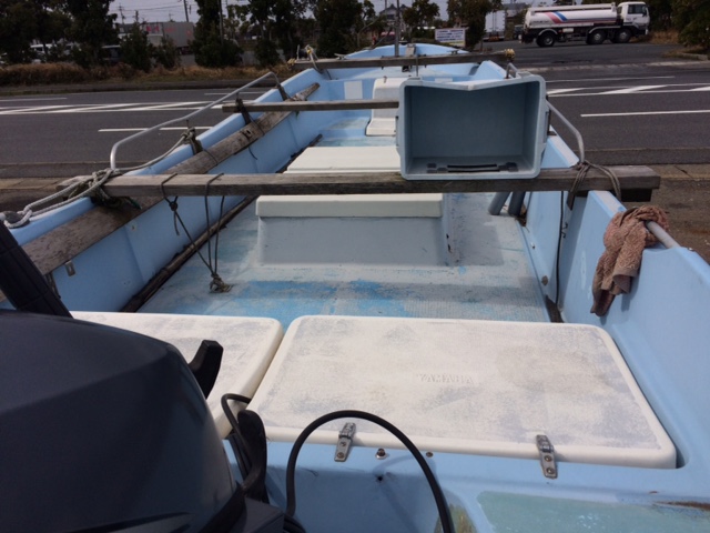 新艇中古艇販売