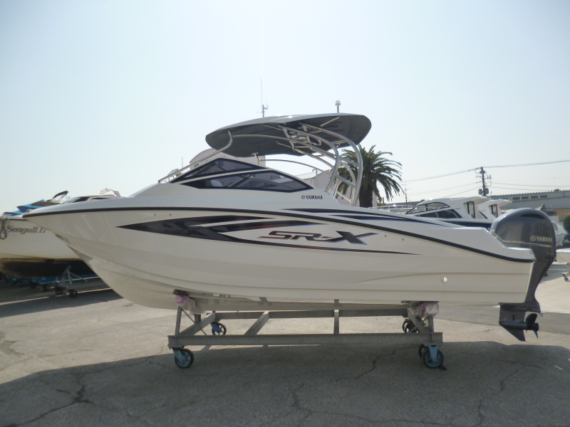 新艇中古艇販売