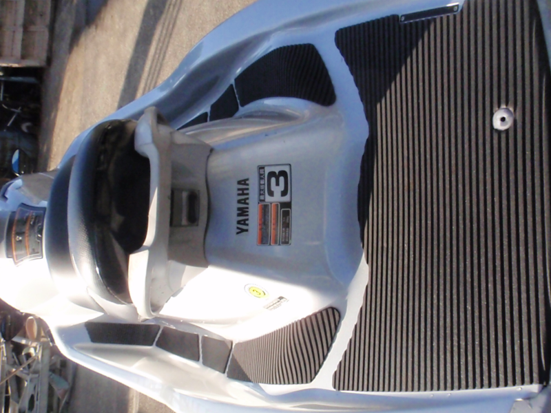 新艇中古艇販売