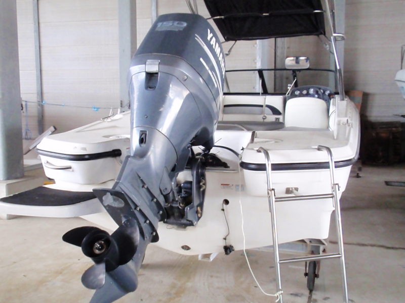 新艇中古艇販売