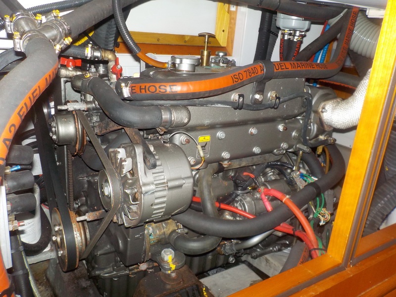 新艇中古艇販売