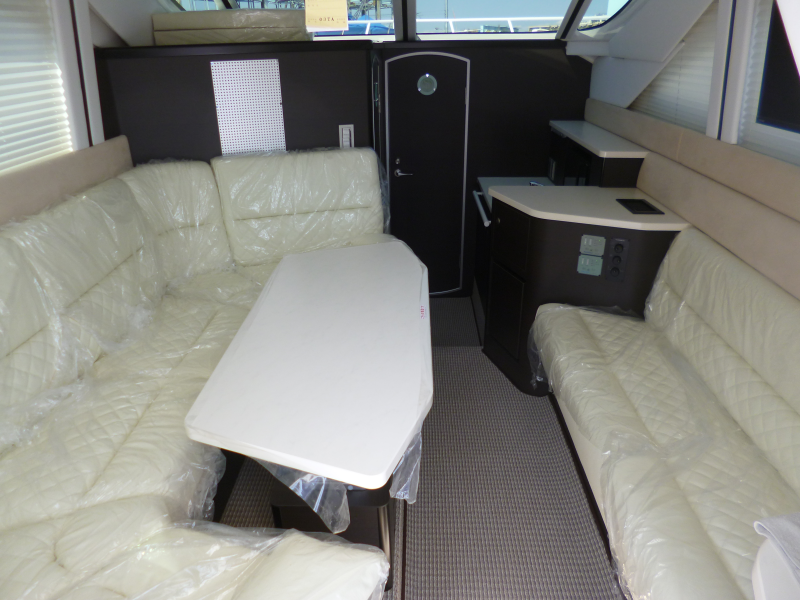 新艇中古艇販売