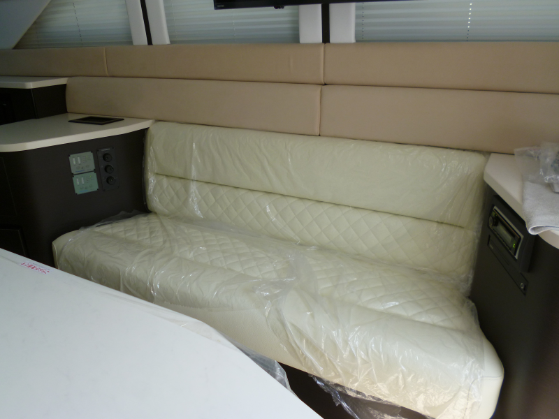 新艇中古艇販売