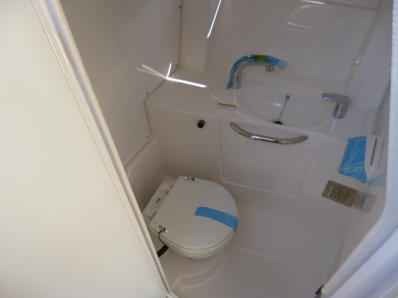 新艇中古艇販売