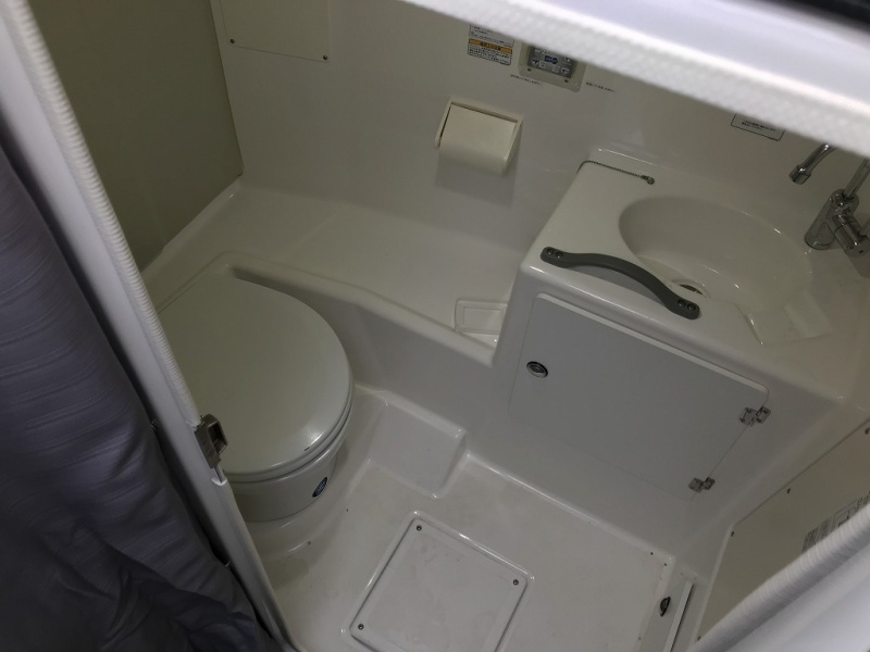 新艇中古艇販売