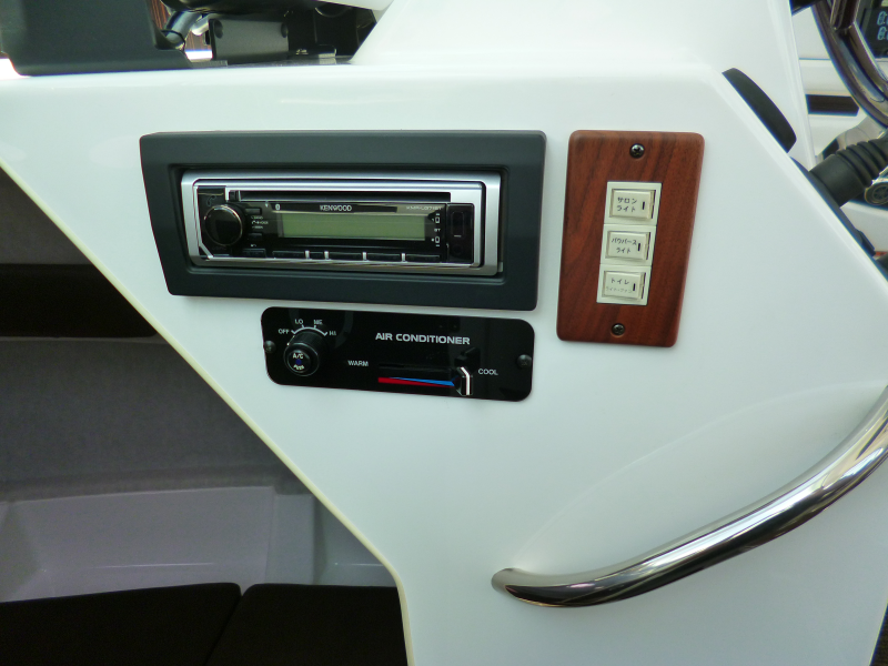 新艇中古艇販売