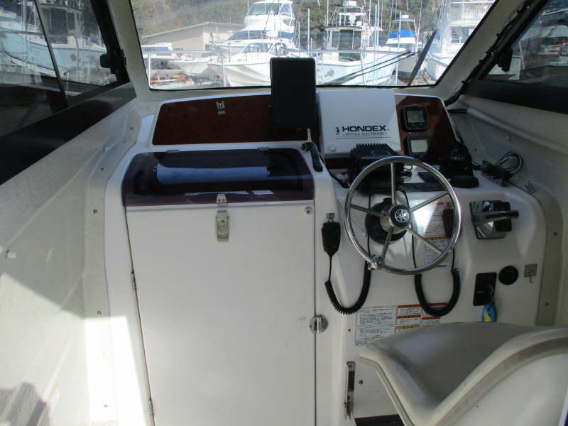 新艇中古艇販売