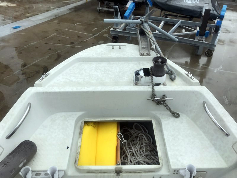 新艇中古艇販売