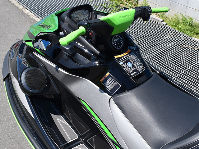 新艇中古艇販売