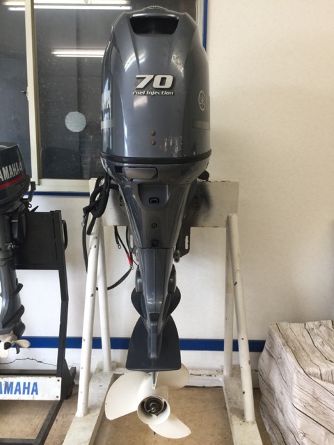 新艇中古艇販売