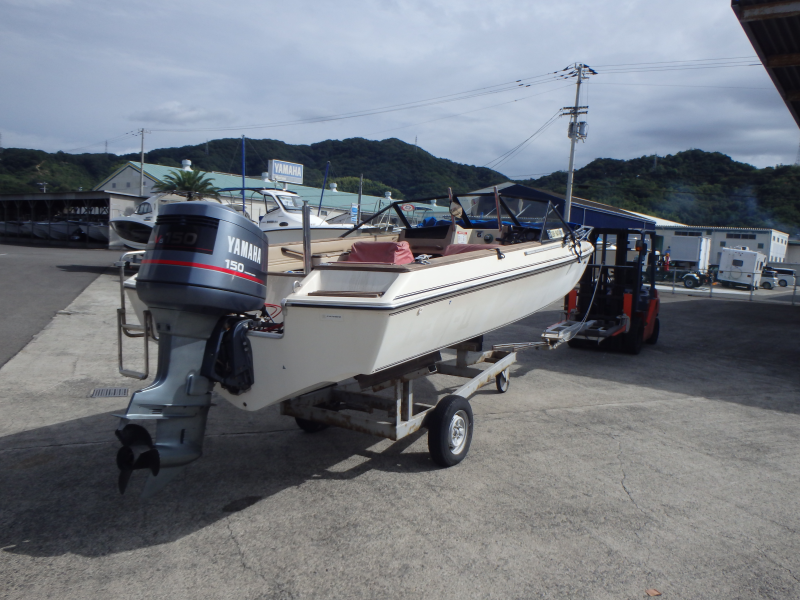 新艇中古艇販売