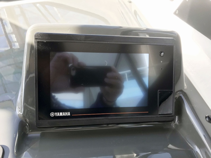 新艇中古艇販売