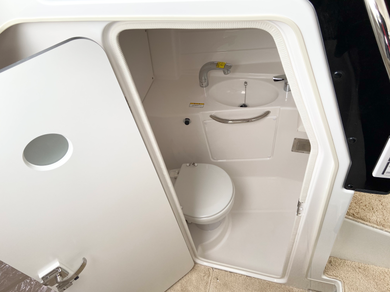 新艇中古艇販売