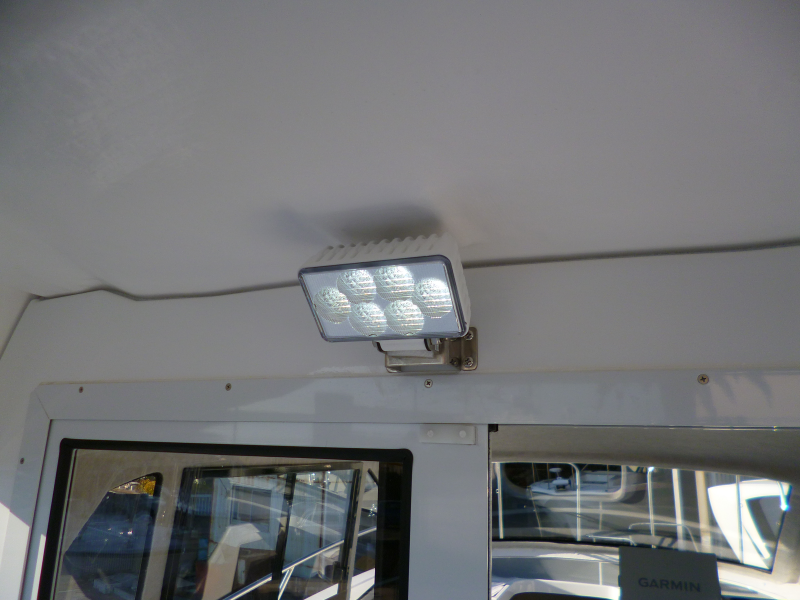 新艇中古艇販売