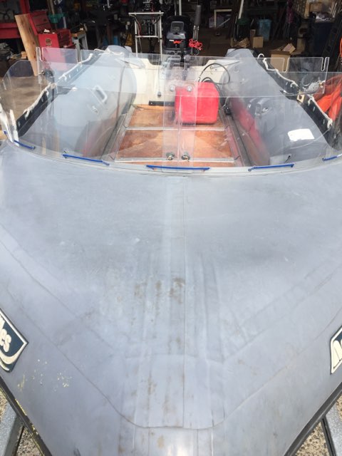 新艇中古艇販売