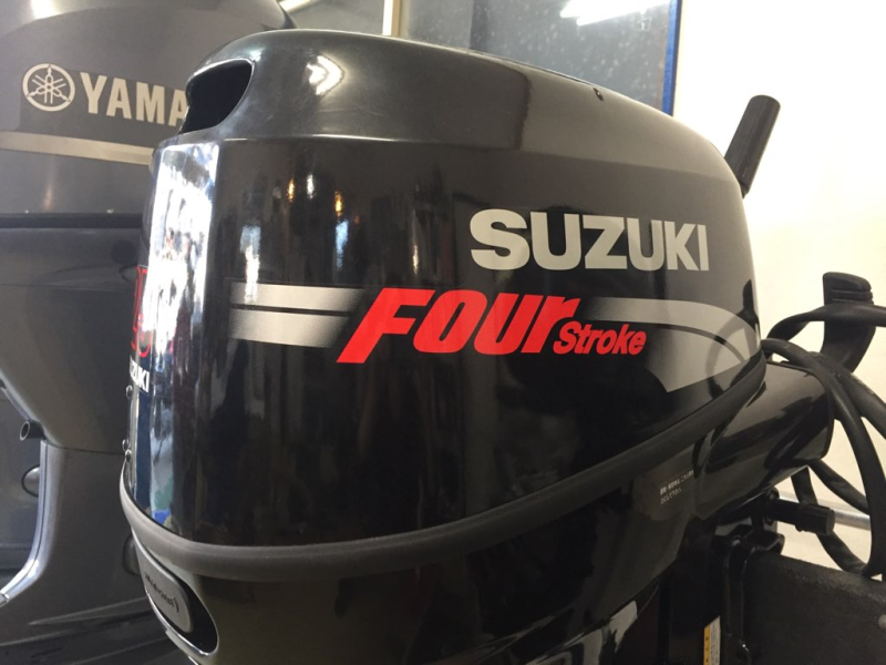 新艇中古艇販売