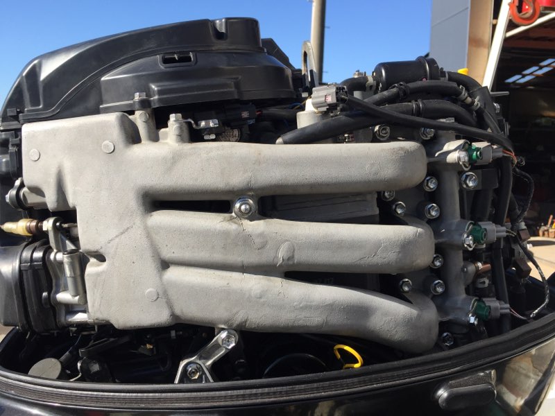 新艇中古艇販売