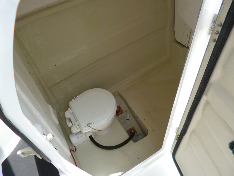 新艇中古艇販売