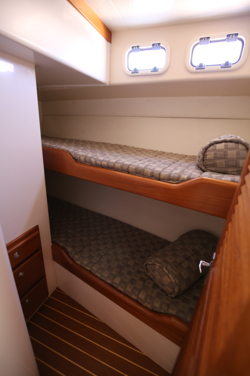 新艇中古艇販売