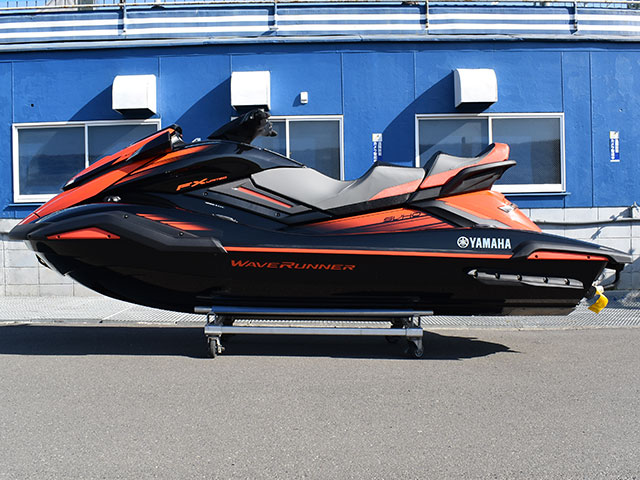 新艇中古艇販売