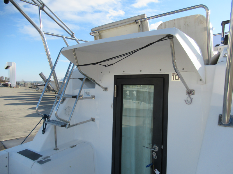 新艇中古艇販売