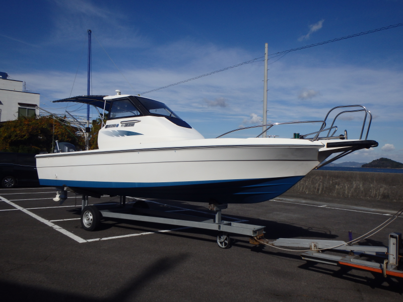 新艇中古艇販売