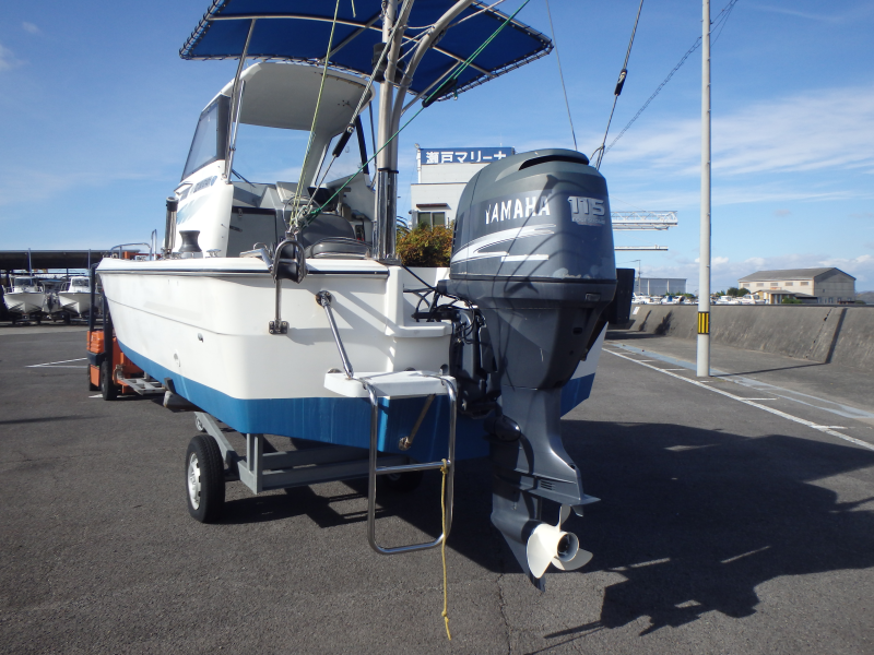 新艇中古艇販売