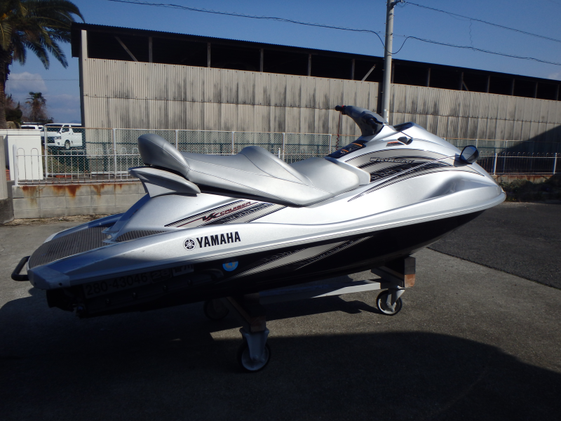 新艇中古艇販売