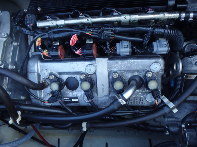 新艇中古艇販売