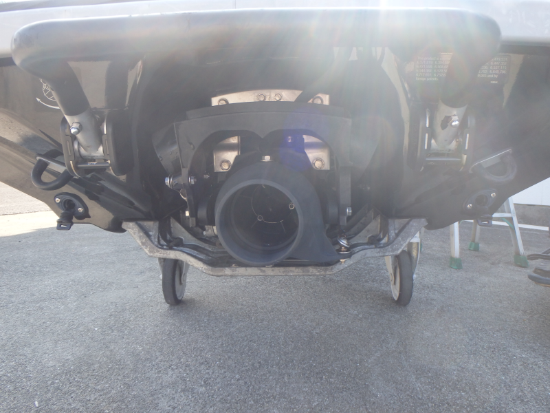 新艇中古艇販売