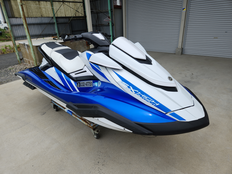 新艇中古艇販売