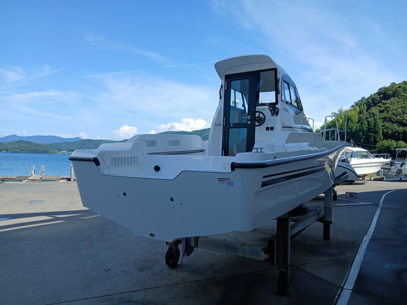 新艇中古艇販売