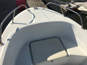 boat.image