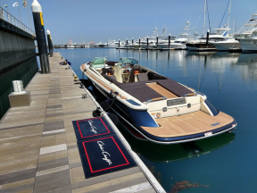 boat.image