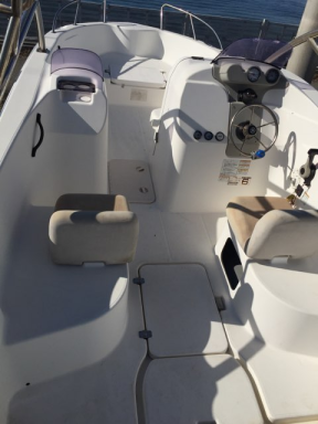 boat.image