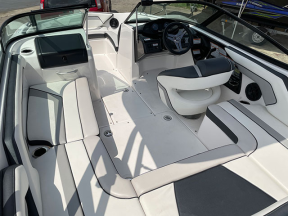 boat.image