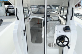 boat.image