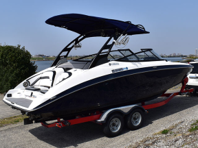 boat.image