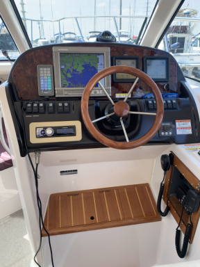 boat.image