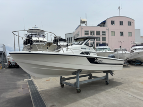 新艇中古艇販売