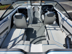 boat.image