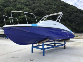新艇中古艇販売