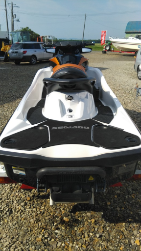 boat.image
