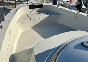 boat.image